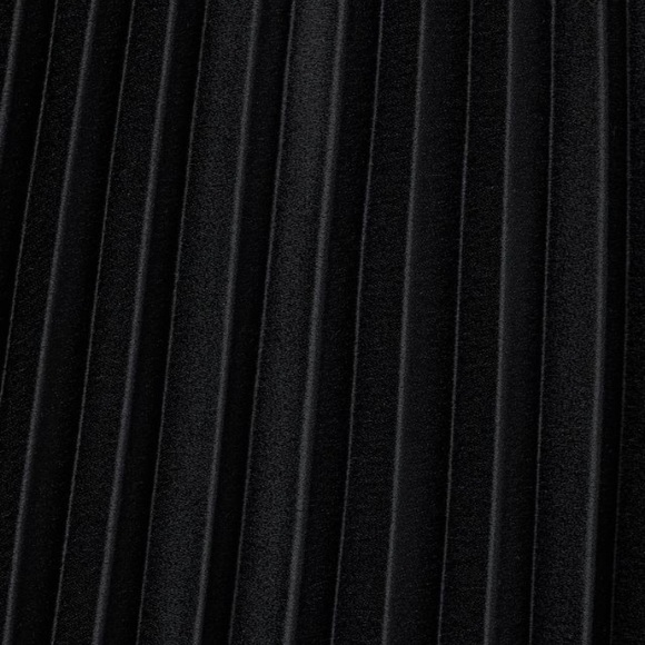 H&M Black Pleated Midi Skirt - Picture 4 of 7